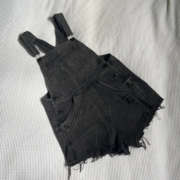 Short Black Denim Overalls Cotton On - Picture 1 of 5